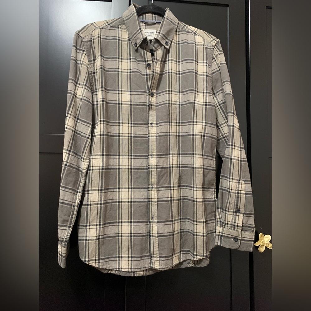 Red Squad,Men's Plaid Button Down Shirt,size small,classic,basics,essentials